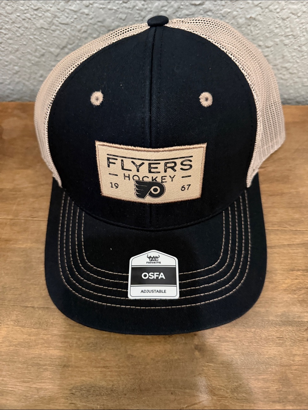 Flyers Hockey Trucker Hat in Black and Tan. NEW